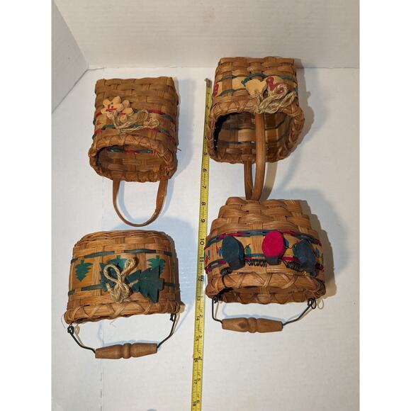 26" Wrought Iron Stand 4 Baskets Christmas Hand Woven Tree - Picture 12 of 12